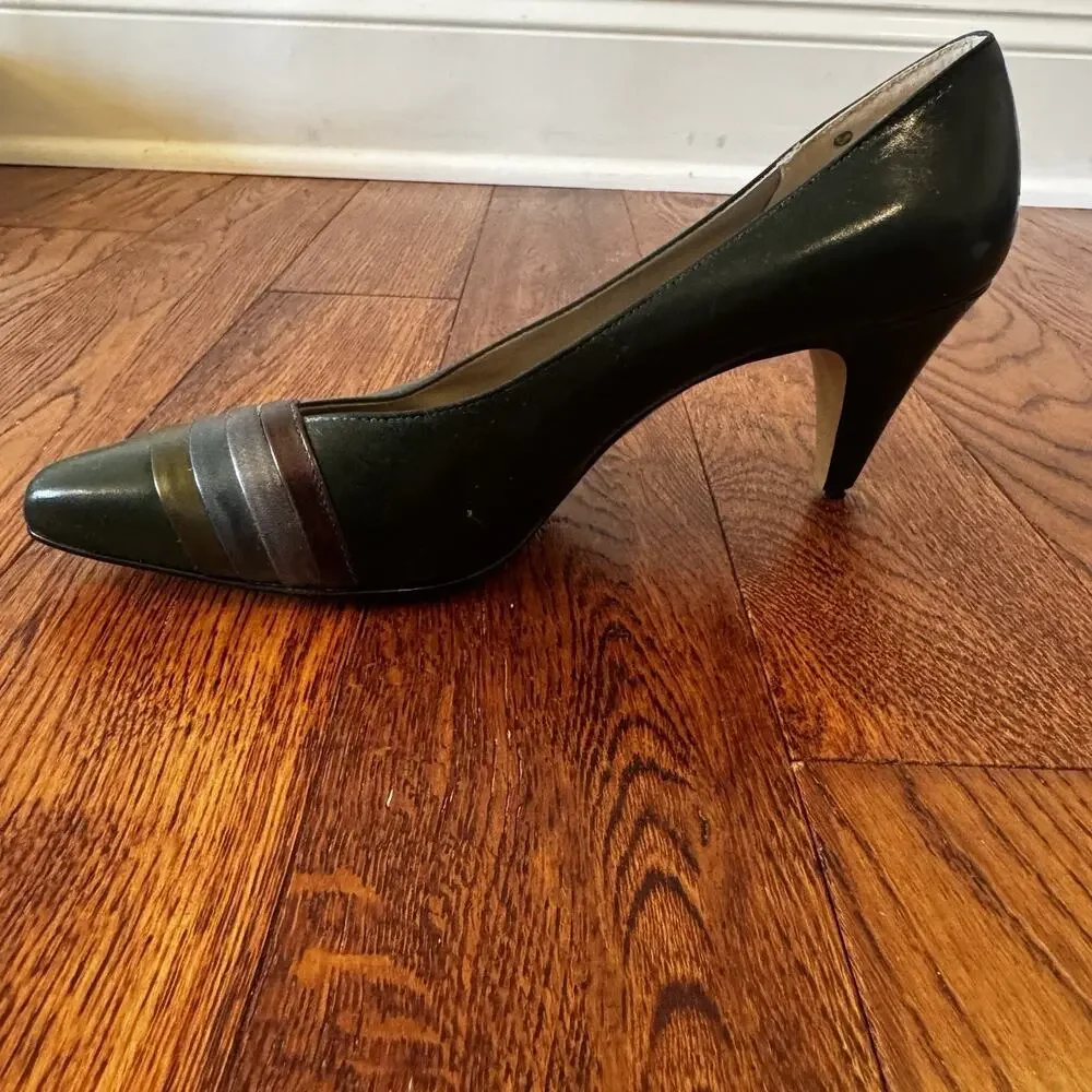 VTG Etienne Aigner Womens 8N Pumps Green Metallic Stripe Made in Spain‎ Damage
